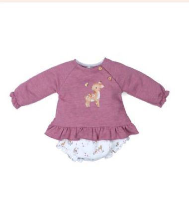Conjunto de niña en color malva.