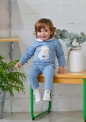 Conjunto de niño de pantalón largo con una oveja.Pequeños Piratas.