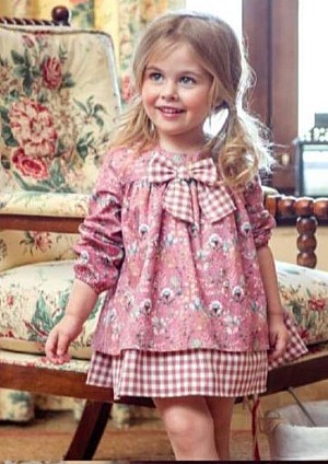 Vestido bebé con braguita Familia Ariel.Yoedu
