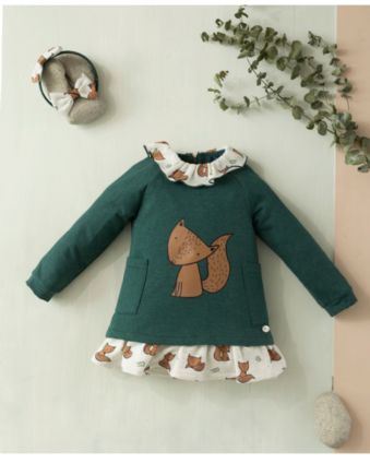 Vestido en cplor verde con animalitos.Basmarti.