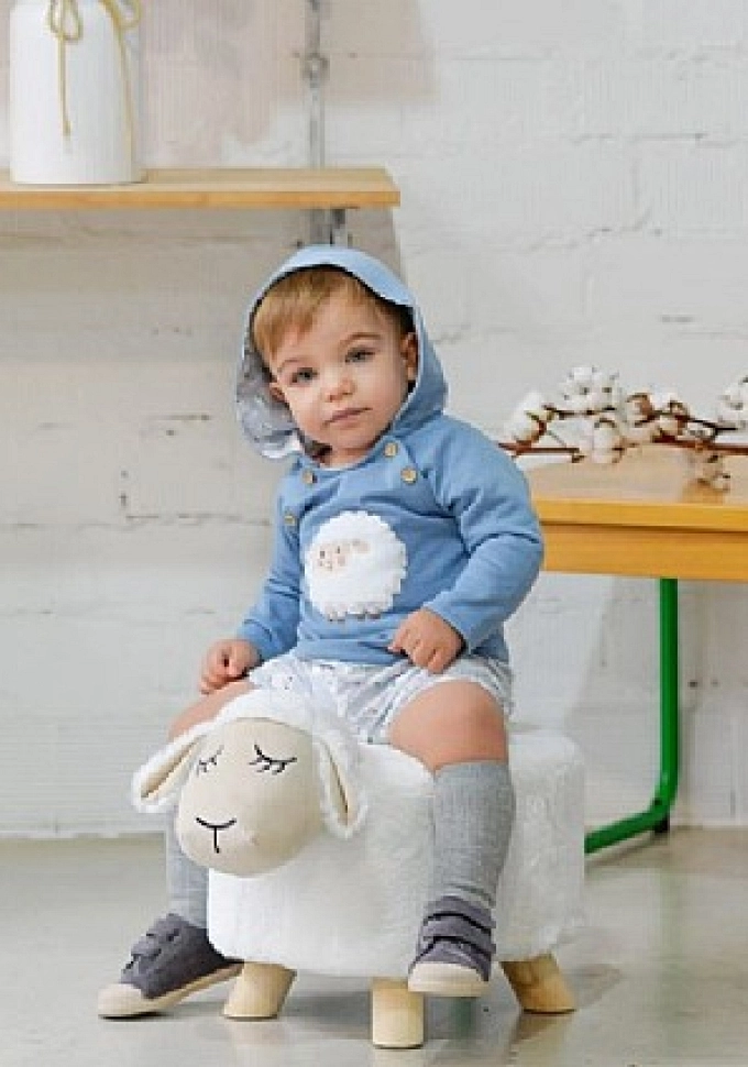 Conjunto de niño en color azul con una oveja.Pequeños Piratas.