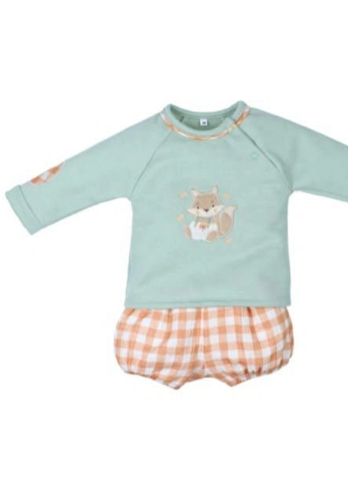 Conjunto de niño en color verde con ardilla.