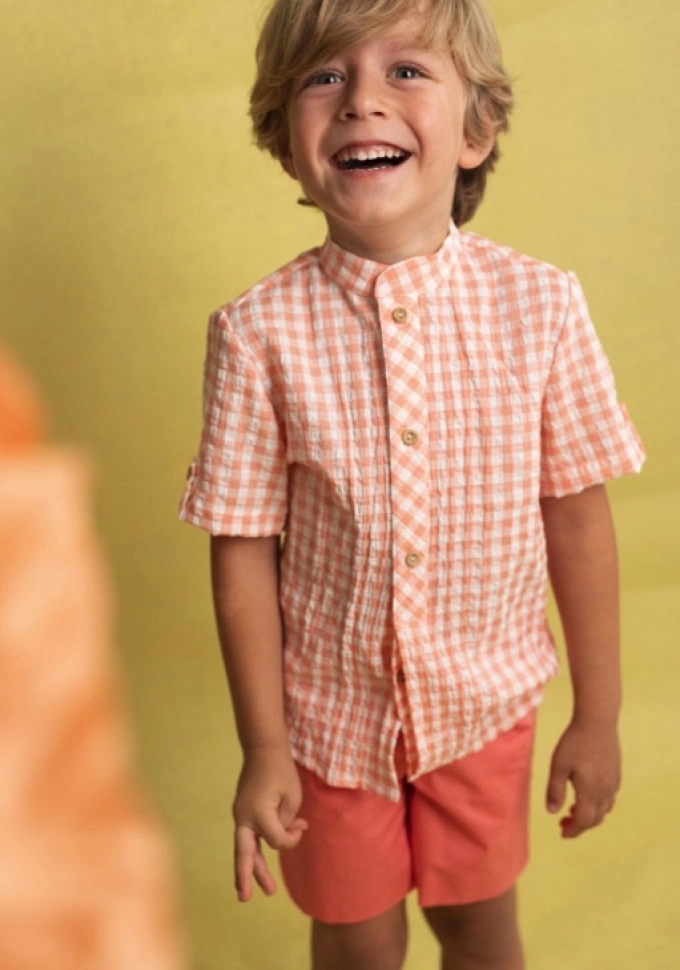 Conjunto de niño en cuadritos color naranja.Basmarti.