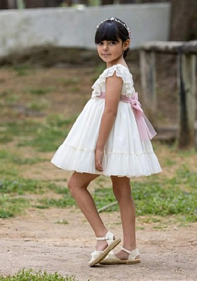 Vestido de ceremonia con lazo en color rosa.Abuela Tata-